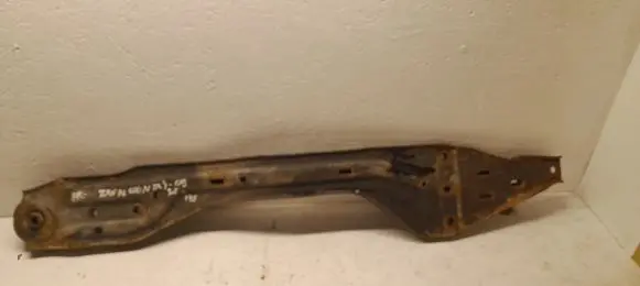 Chrysler Town & Country V Front subframe