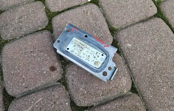 Headlight part