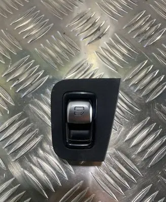 Mercedes-Benz GLC C253 Electric window control switch A2059051513