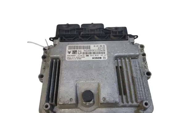 Peugeot 308 Engine control unit/module 9808016480 0281030548