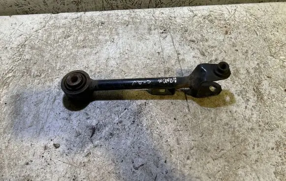 Honda CR-V Rear control arm