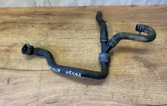 Volkswagen Tiguan Engine coolant pipe/hose 5QF122051BB