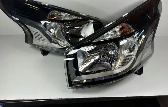 Renault Trafic III (X82) Headlights/headlamps set 