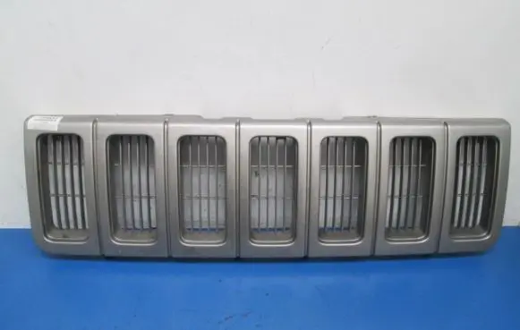 Jeep Grand Cherokee Front grill