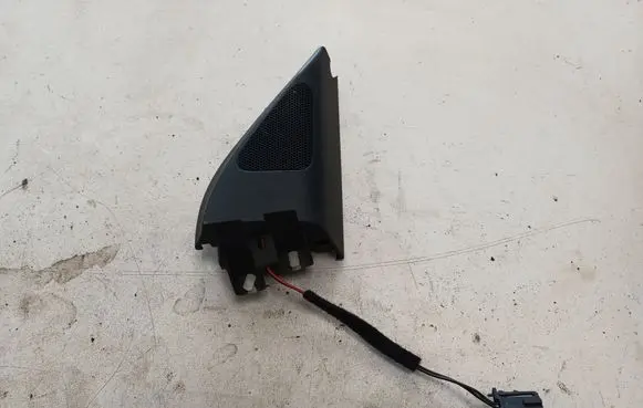 Volkswagen PASSAT B6 Front door high frequency speaker 3C0837993 3C0035411