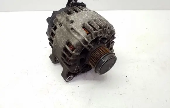 Ford Focus Generator/alternator AV6N10300GC