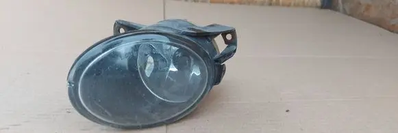 Volkswagen PASSAT B6 Front fog light 27129300