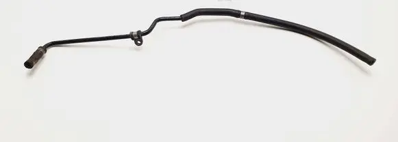 Mercedes-Benz C W203 Engine coolant pipe/hose 2035010125