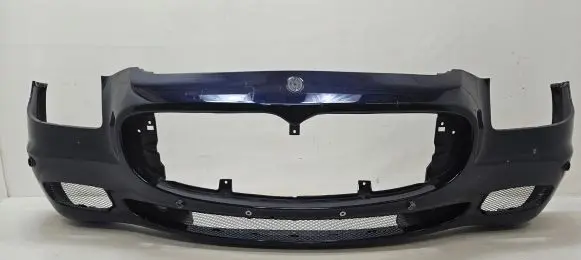 Maserati Quattroporte Front bumper 67069000