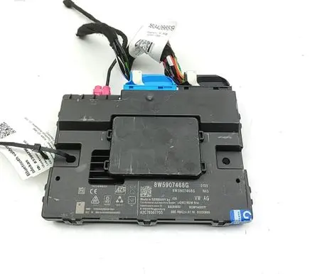 Audi Q7 4M Gateway control module 8W5907468G A2C76567700