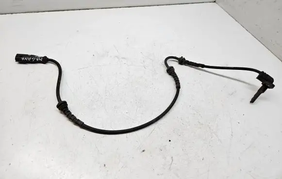 Renault Megane III ABS brake wheel speed sensor 479100004R