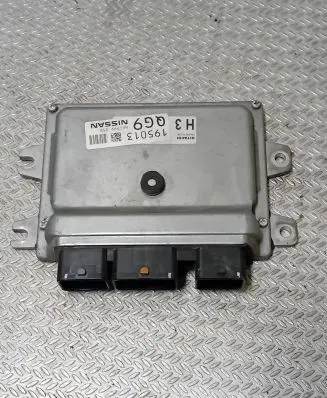 Nissan Juke I F15 Engine control unit/module NEC999059 5013