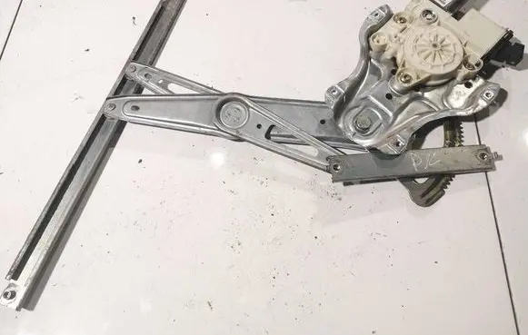 Toyota Corolla E120 E130 Sliding door window regulator with motor 