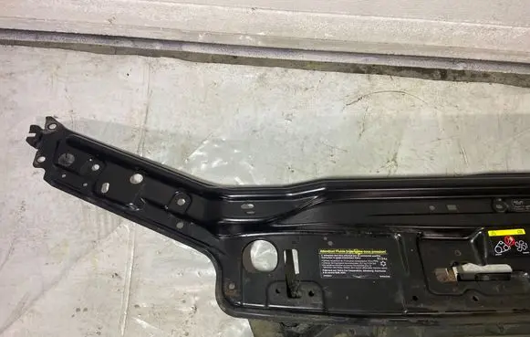 Volvo S60 Radiator support slam panel 31201211