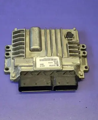 Chevrolet Cruze Engine control unit/module 25187593 28340581