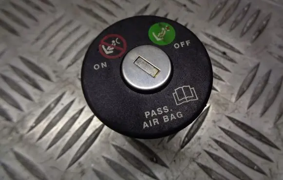 Alfa Romeo 156 Other switches/knobs/shifts 46480451