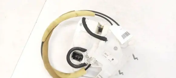 Mazda 2 Front door lock