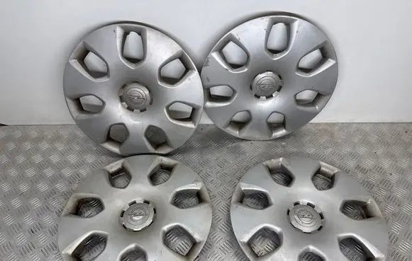 Opel Astra J R16 wheel hub/cap/trim 13267802