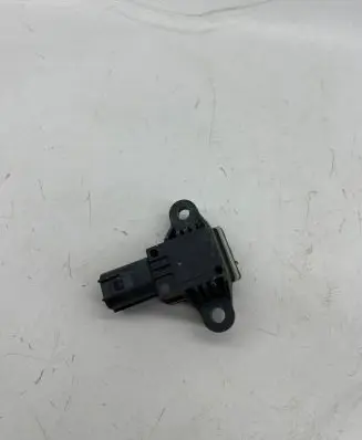 Ford Mustang VI Airbag deployment crash/impact sensor DG1314C676AA D9C09731 03082015