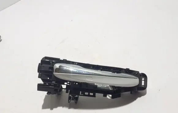 Mercedes-Benz GLA H247 Rear door exterior handle
