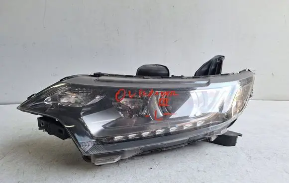 Mitsubishi Outlander Headlight/headlamp 8301C855