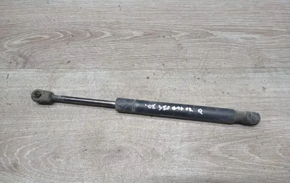 Volvo S80 Tailgate/trunk strut/damper 30779837