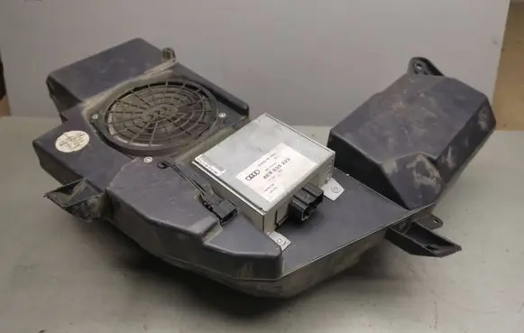 Audi A4 S4 B6 8E 8H Subwoofer speaker 8e9035382 8e9035223