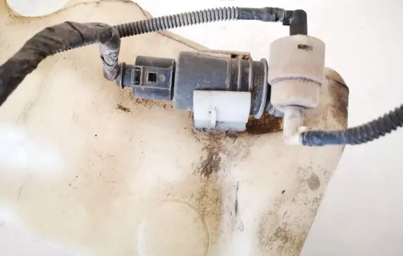 Ford Galaxy Windscreen/windshield washer pump