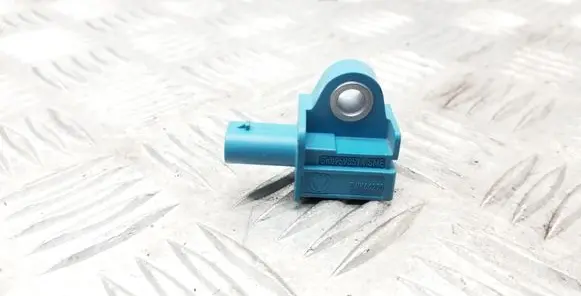 Volkswagen Jetta VI Airbag deployment crash/impact sensor 5K0959351A