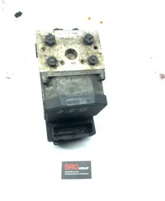 Volkswagen PASSAT B5.5 ABS Pump 3B0614111 0265220621 28594631