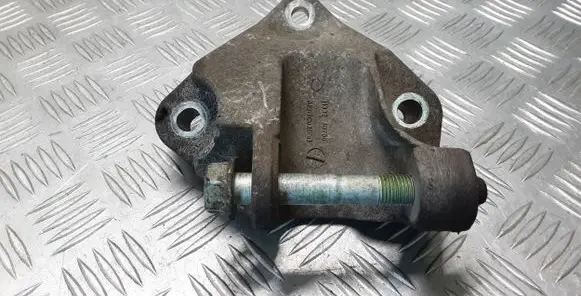 Nissan Qashqai Engine mounting bracket 1132JD700