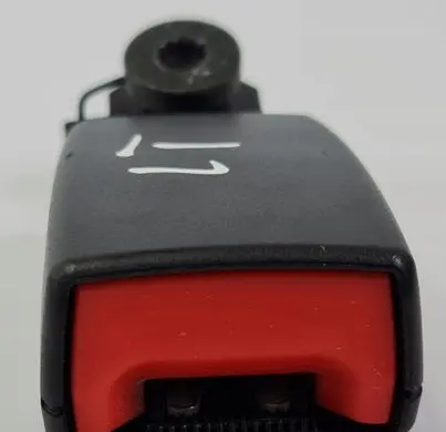 Porsche Cayenne (92A) Rear seatbelt buckle 7P0857753