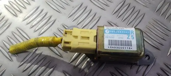 Subaru Legacy Airbag deployment crash/impact sensor 98235AG001 187900-0671