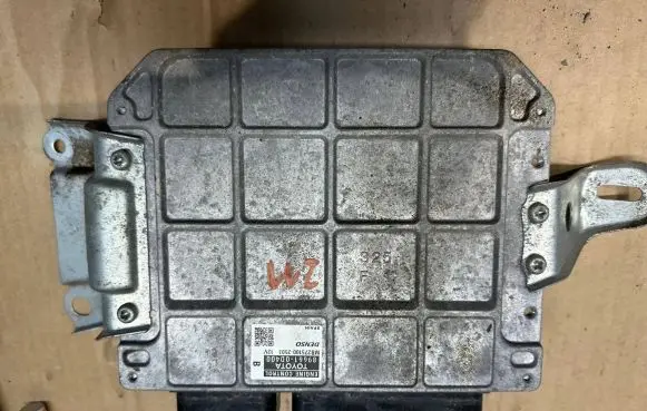 Toyota Yaris Engine ECU kit and lock set 896610D400
