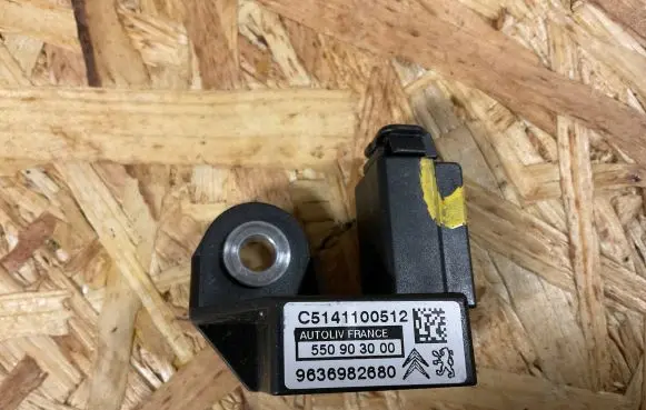 Citroen C5 Airbag deployment crash/impact sensor 9636982680 C5141100512 550903000
