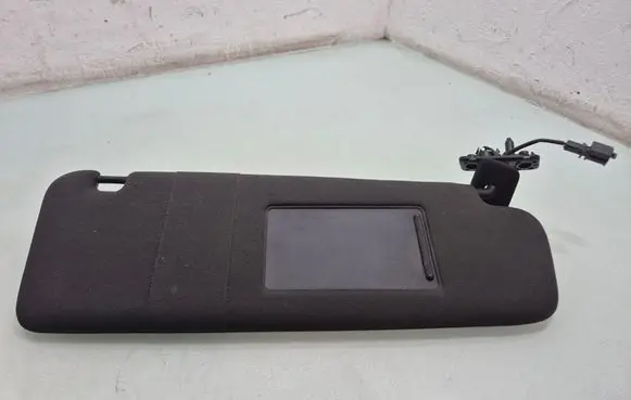 Audi Q7 4L Sun visor