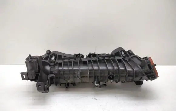 BMW 3 E90 E91 Intake manifold 7807991 8506406
