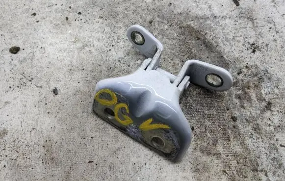 KIA Sportage Rear door upper hinge