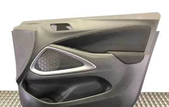 Opel Crossland X Front door card panel trim