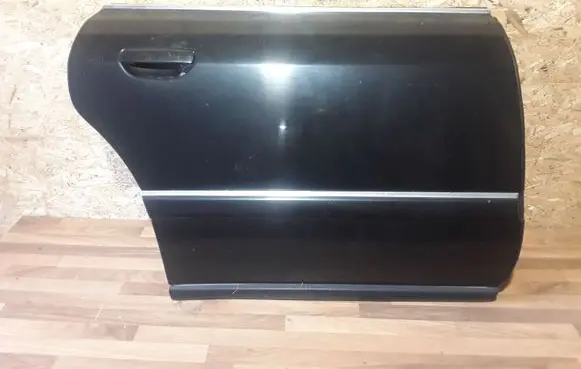 Audi A8 S8 D2 4D Rear door