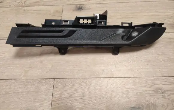 BMW X3 G01 (D) pillar trim (bottom) 7396603