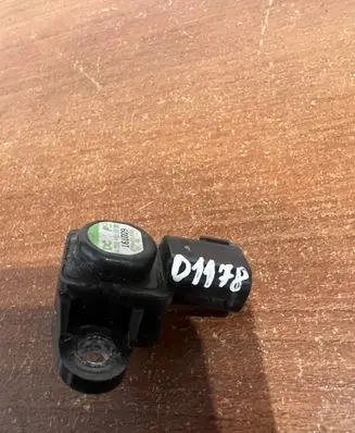 Mercedes-Benz Sprinter W906 Air pressure sensor A0051535028 D1178