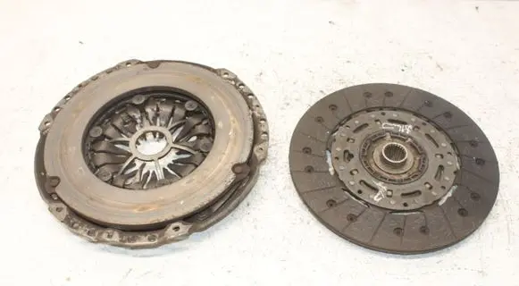 Volkswagen PASSAT B6 Clutch set kit 03G141025F 022141031S