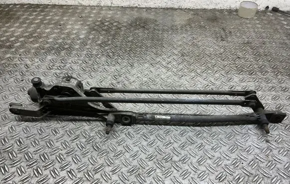 Ford Focus Front wiper linkage and motor