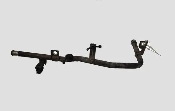 Nissan X-Trail T30 Engine coolant pipe/hose