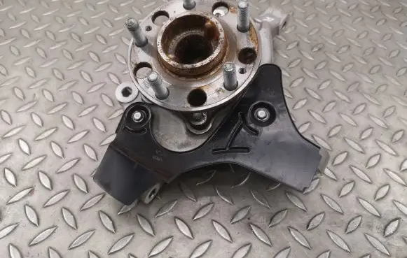 KIA EV6 Front wheel hub