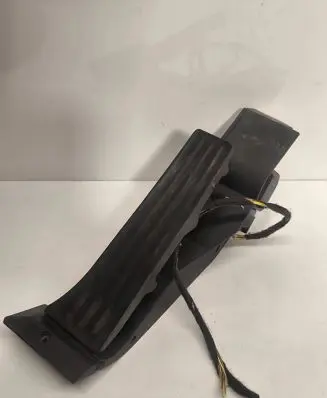 BMW 1 E81 E87 Accelerator throttle pedal 6766931