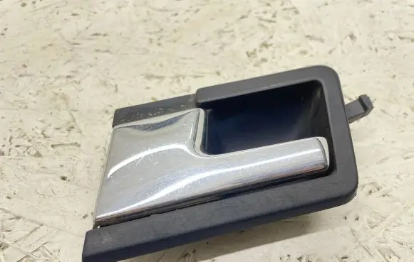 Volkswagen Transporter - Caravelle T4 Front door interior handle 7D0837019B