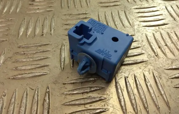 Lexus GS 300 350 430 450H Other relay 8665250010