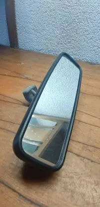 Nissan Primera Rear view mirror (interior) E1011167